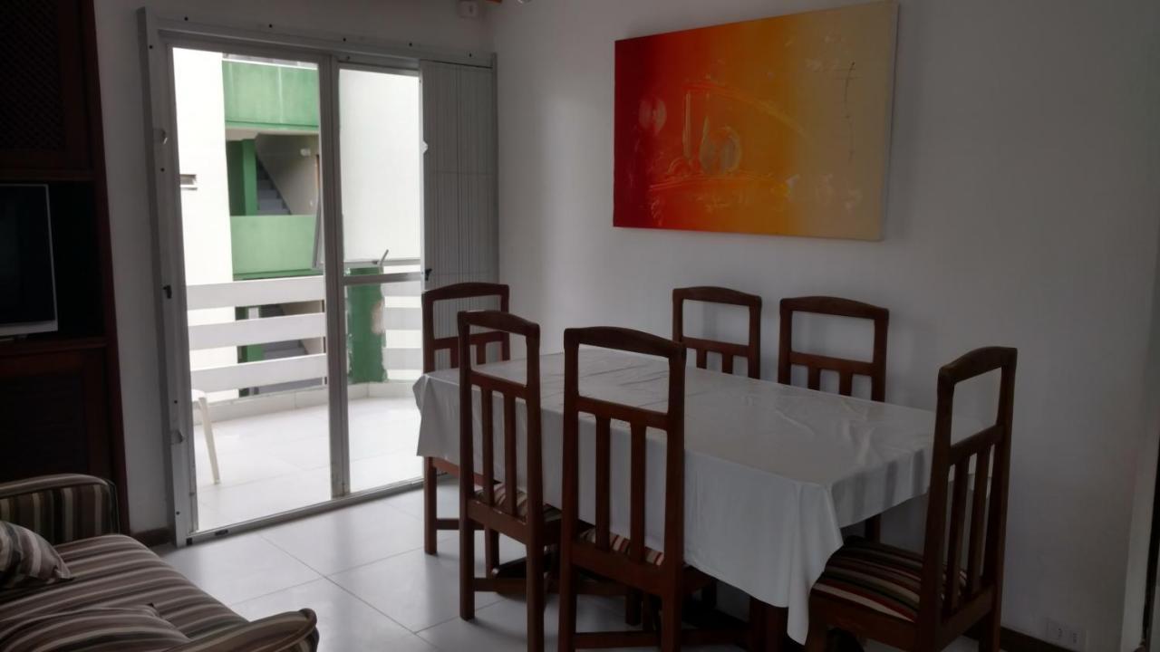 Apto Espetacular A 50 M Do Mar Em Condominio Com Piscinas Maravilhosas グァラトゥバ エクステリア 写真